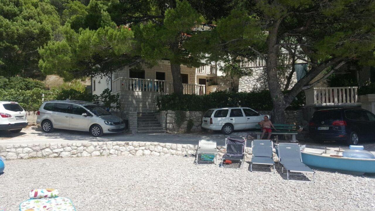 Apartments By The Sea Brela, Makarska - 16065 Екстер'єр фото
